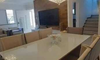 Imagem 3: Casa para venda possui 128 metros quadrados com 3 quartos em Glória - Joinville - SC