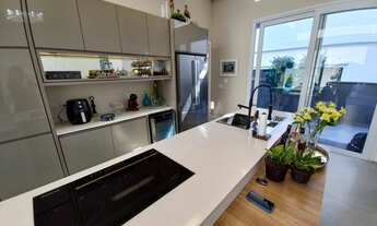 Imagem 4: Casa para venda tem 450 metros quadrados com 3 quartos em Jurerê - Florianópolis - SC