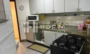 Imagem 7: Apartamento em rua nobre de Copacabana, com pequena área externa