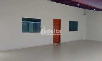 Imagem: Casa à venda, 3 quartos, 1 suíte, 2 vagas