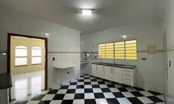 Imagem 3: Ótima Localização próximo ao comércio local