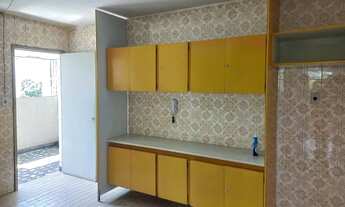 Imagem 5: Apartamento com quatro quartos para alugar no Espinheiro