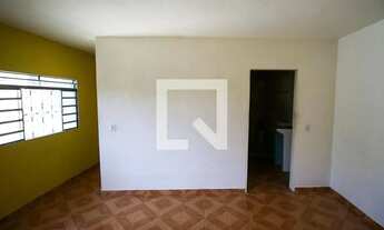 Imagem 3: Casa para Aluguel - Vila Jacuí, 1 Quarto, 30 m2