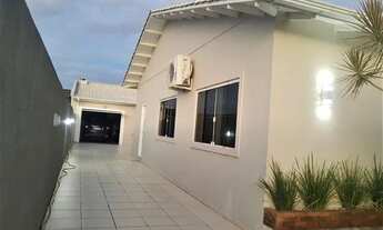 Imagem 5: CASA COM QUATRO DORMITÓRIOS *** AVERBADA/ACEITA FINANCIAMENTO *** ARARANGUÁ