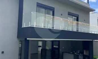 Imagem 6: Casa assobradada a venda no condomínio Residencial Alphaville II SJC/SP