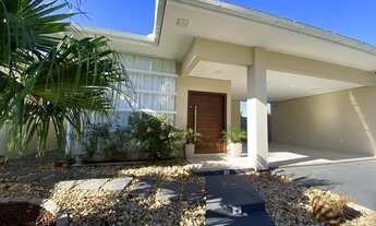 Imagem: Casa de 03 dormitórios sendo 01 suíte