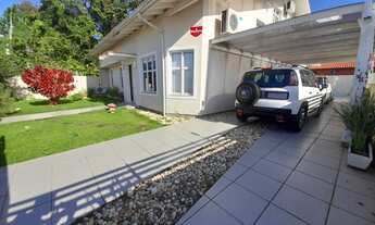 Imagem 2: Casa á venda com 428 m² de terreno, 270 m² construída com 3 quartos em Carianos - Florianó