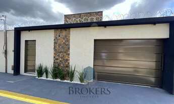 Imagem 2: Casa para venda tem 119 metros quadrados com 3 quartos em Residencial Forteville - Goiânia