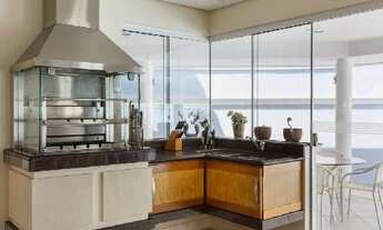 Imagem 2: Casa para venda possui 153 metros quadrados com 4 quartos em Tamboré - Santana de Parnaíba