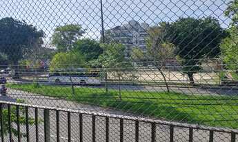 Imagem 2: VENDO//PERMUTO APARTAMENTO VAZIO.. FRENTE 99m., VILA VALQUEIRE..02 QUARTOS..SOL NASCENTE