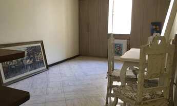 Imagem 2: Alugo conjugado em Copacabana quadra da praia posto 6