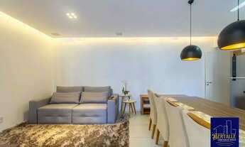 Imagem 6: Apartamento de 02 quartos, todo reformado, claro e bem arejado, com 1 vaga coberta e livre