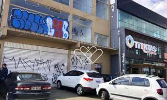 Imagem 2: Imóvel Comercial Estratégico na Avenida Dorival Cândido: Espaço Amplo e Versátil para Tran