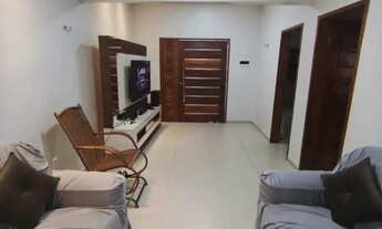 Imagem 2: F. P vendo no Orlando Lobato/ parque-verde