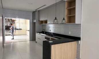 Imagem 4: Vendo Casa Nova em Rua Pública / Parque 10 , 3qtos sendo 1 suíte