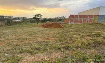 Imagem 3: Lote à venda (420m²) no bairro Lírios do Campo em Anápolis