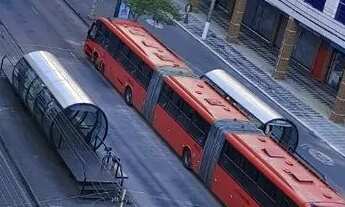 Imagem 2: AP DESOCUPADO E MOBILIADO - PRÓXIMO DE TUDO QUE VOCÊ PRECISA-RUA PADRE ANCHIETA BIGORRILHO