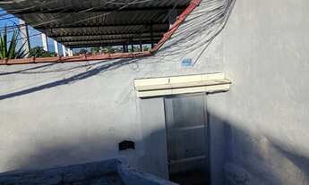 Imagem 7: Terreno enorme com 03 casas grandes prontas para morar ou alugar