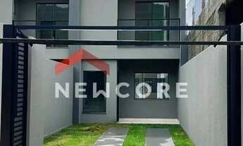 Imagem: Sobrado em Rua 846 - Alto São Bento - Itapema/SC