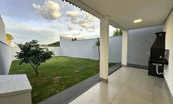 Imagem 7: Casa para Venda em Aparecida de Goiânia, Jardim Helvécia, 3 dormitórios, 3 suítes, 3 banhe