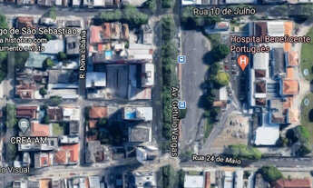 Imagem 2: Sobrado com 6 quartos, na Rua 24 de maio, Centro