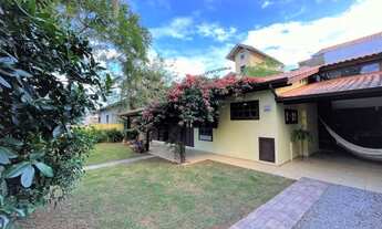 Imagem: Casa com 3 quartos, rua sem saída com trilha