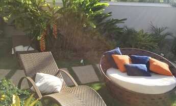 Imagem 2: Casa de condomínio para venda com 600 metros quadrados com 5 quartos