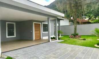 Imagem: Casa a venda com 175m², 3 suítes, localizada