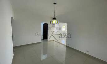 Imagem 4: Casa para venda com 244 metros quadrados com 4 quartos em Parque Itamarati - Jacareí - SP