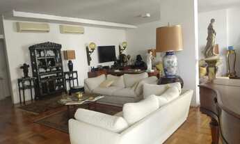 Imagem 2: Apartamento para venda possui 328 metros quadrados com 4 quartos em Copacabana - Rio de Ja