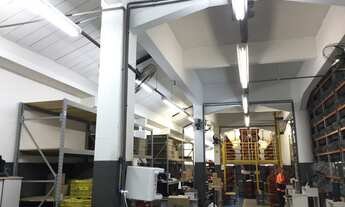 Imagem 5: Galpão/Depósito/Armazém para venda com 2368 metros quadrados com 5 quartos