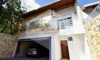 Imagem: Casa alto padrão com 267m², em localização