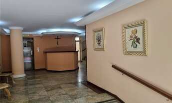 Imagem 4: ótima opção 2 quartos amplos, reversível para 3 quartos mais DCE, no centro de Juiz de Fo