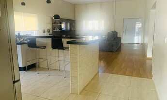 Imagem 6: Casa térrea para locação no condomínio Figueira Garden em Atibaia SP