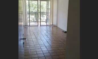 Imagem 2: Apartamento para venda possui 85 metros quadrados com 3 quartos em Graças - Recife - PE