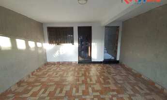 Imagem 2: PIRACICABA - Casa Padrão - JARDIM ITAPUã