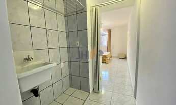 Imagem 5: Kitinete mobiliada para locação na Aclimação com 30m² próximo a estação de metrô