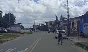 Imagem 2: Quitinete ampla e bem localizada Ônibus na porta!