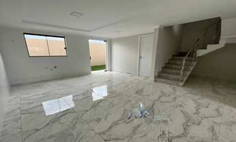 Imagem 7: Sobrados em Curitiba, 4 Quartos, 1, suíte, sala, quarto com sacada, cozinha, 2 banheiros á