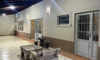 Imagem 3: Casa Chapada dos Guimarães flor de pequi