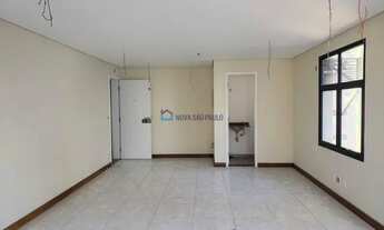 Imagem 4: Hospital São Paulo, Conjunto comercial ao lado da Estação Shopping/ Metrô Santa Cruz