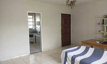 Imagem: VENDO//PERMUTO APARTAMENTO VAZIO. FRENTE