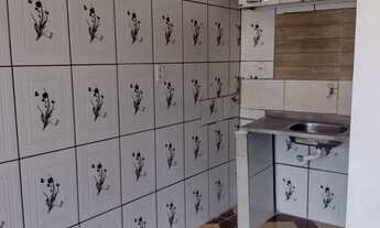 Imagem 2: Alugo kitnet Casa com 1 banheiro