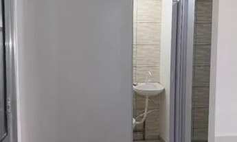 Imagem 6: Alugo Quarto e Cozinha