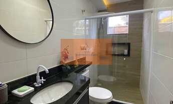 Imagem 4: Live Imóveis vende: casa com planejados na cozinha, banheiros , na área gourmet, tem 7 câm