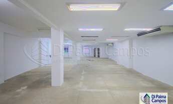 Imagem 7: Prédio Comercial Monousuário no Centro Histórico de São Paulo