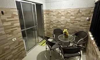 Imagem 2: Casa com 2 quartos porcelanato em dois irmãos