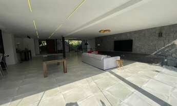 Imagem 6: Mansão no condomínio Jardim do Itanhangá, 1.350m² de terreno em 700m² de área construída