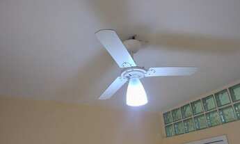 Imagem 3: Kitnet/conjugado para aluguel possui 35 metros quadrados com 1 quarto