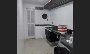 Imagem 4: Loja no Centro de Buzios com 52 metros quadrados, 2 banheiros, cozinha. vende ou aluga